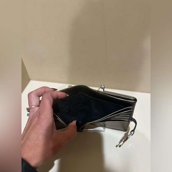 Gucci Jackie Metallic Gold Bifold Wallet - Picture 5 of 9